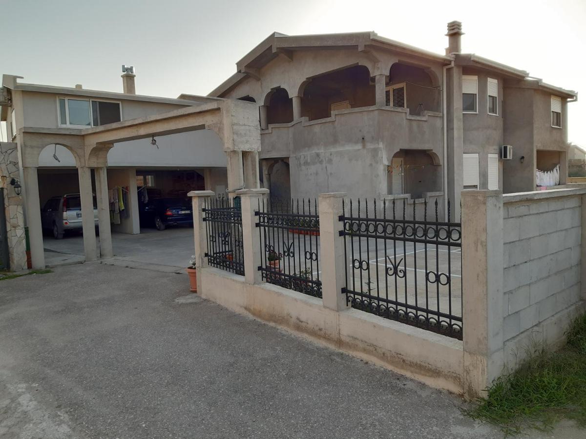 Zecirovic Mnebar Bar Exterior foto